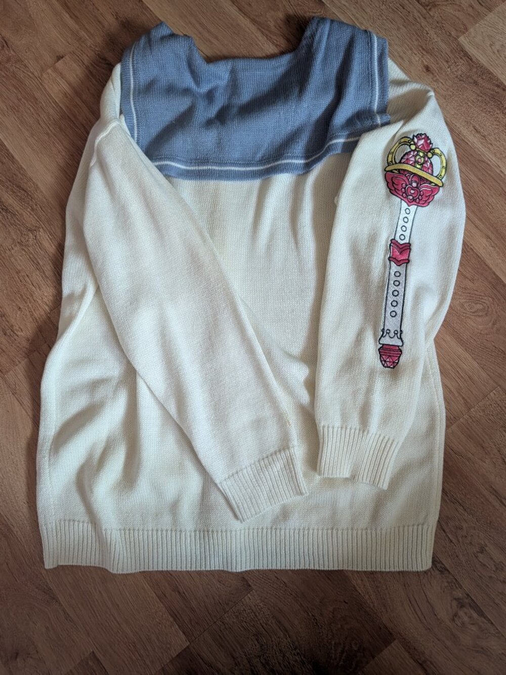 Hot Topic Exclusive Sailor Moon Moon Stick Cardigan - Large - Picture 3 of 8